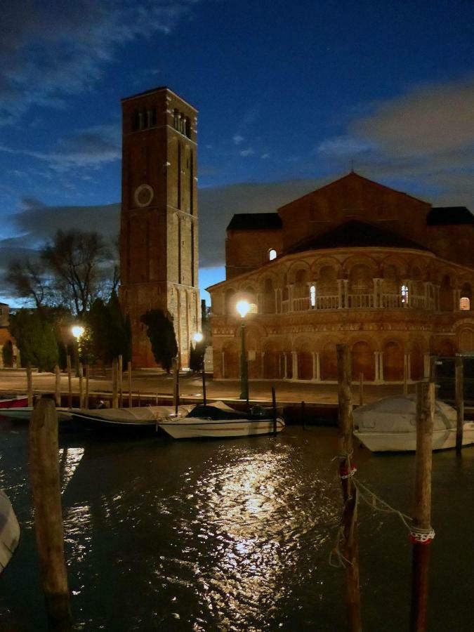 Duomo Murano Apartment With Canal View Kültér fotó
